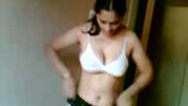 Sexy naked girls with pink shorts Xxx sexy woman marathi
