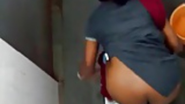 Indian Air Hostess Xxx Hindi - Flashing In Toilet Air Hostess Airasia