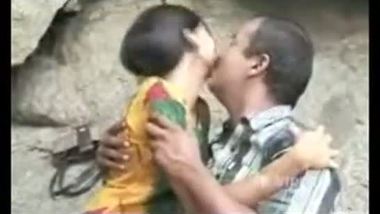 Indian galfriend getting fucked in park — 10